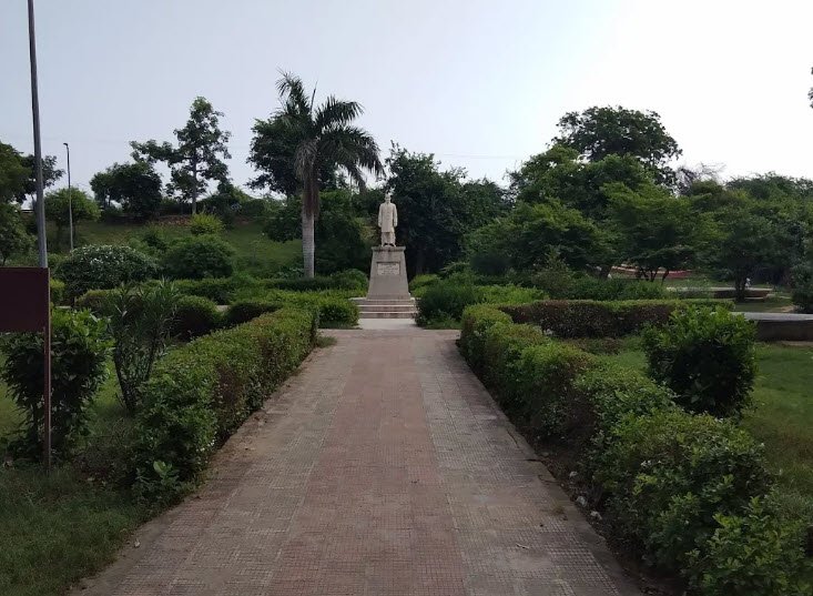 Nehru Park, Bharatpur, Rajasthan - Vushii.com
